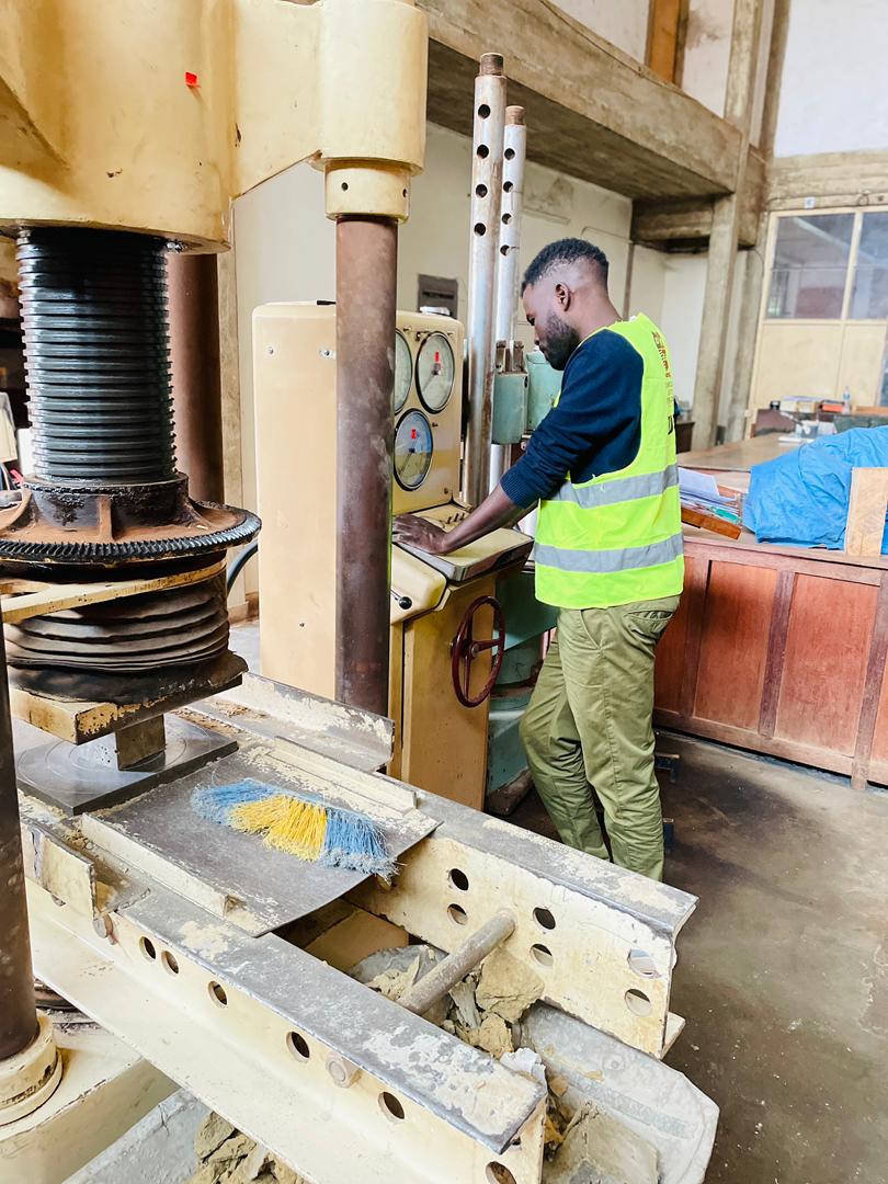 Second-hand clothing fibres used for mortar research